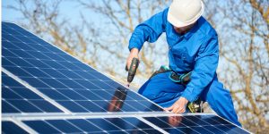 Installation Maintenance Panneaux Solaires Photovoltaïques à Douvaine